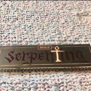 Kat Von D Makeup - Kat Von D Serpentina Palette Kat Von D Makeup - Kat Von D Serpentina Palette